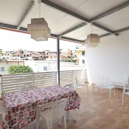 3 Bedroom Cozy In Apartment Marina di Ragusa
