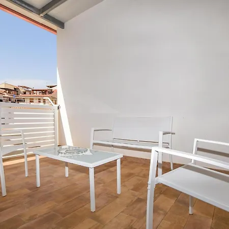 Apartment 3 Bedroom Cozy In Marina di Ragusa